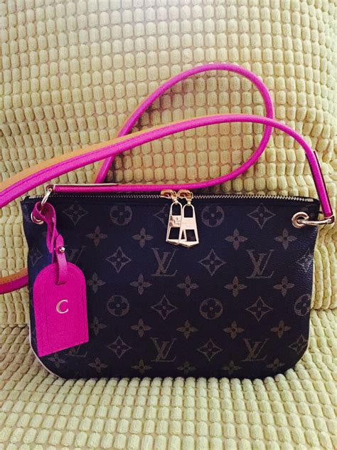 louis vuitton crossbody pink